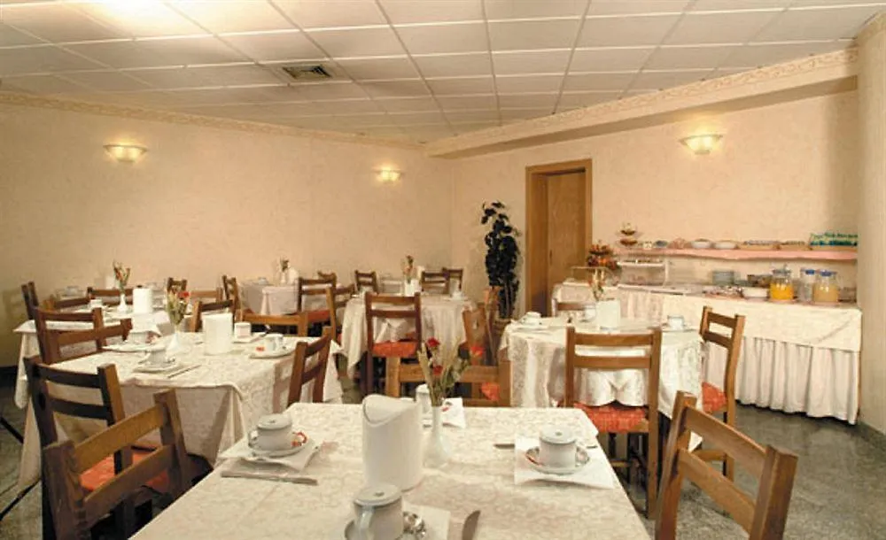 מודנה Hotel Principe