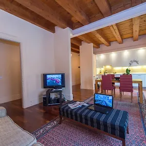 Residenza Giudecca Molino Stucky , Venice Italy